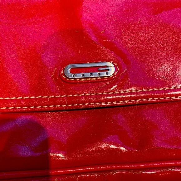Pink purse from Guess - Picture 2 of 6